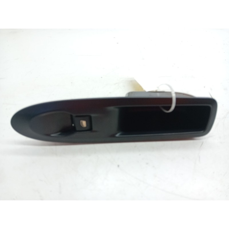 Recambio de mando elevalunas trasero izquierdo para citroën c4 aircross 1.6 hdi 115 referencia OEM IAM 96657926  