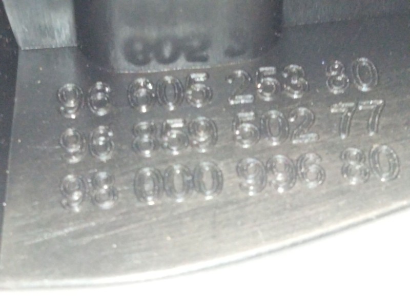 Recambio de maneta interior delantera derecha para citroën c4 aircross 1.6 hdi 115 referencia OEM IAM 9660525380  