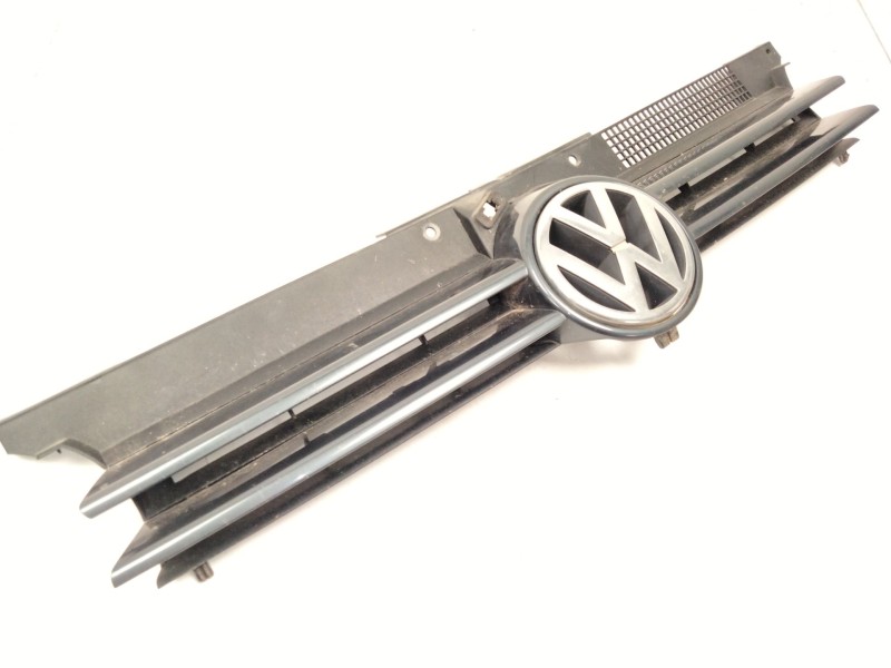 Recambio de rejilla delantera para volkswagen golf iv (1j1) 1.9 tdi referencia OEM IAM 1J0853651  
