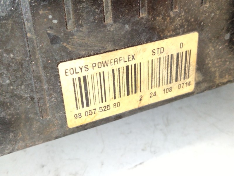 Recambio de deposito adblue para citroën c4 aircross 1.6 hdi 115 referencia OEM IAM 9805752580  