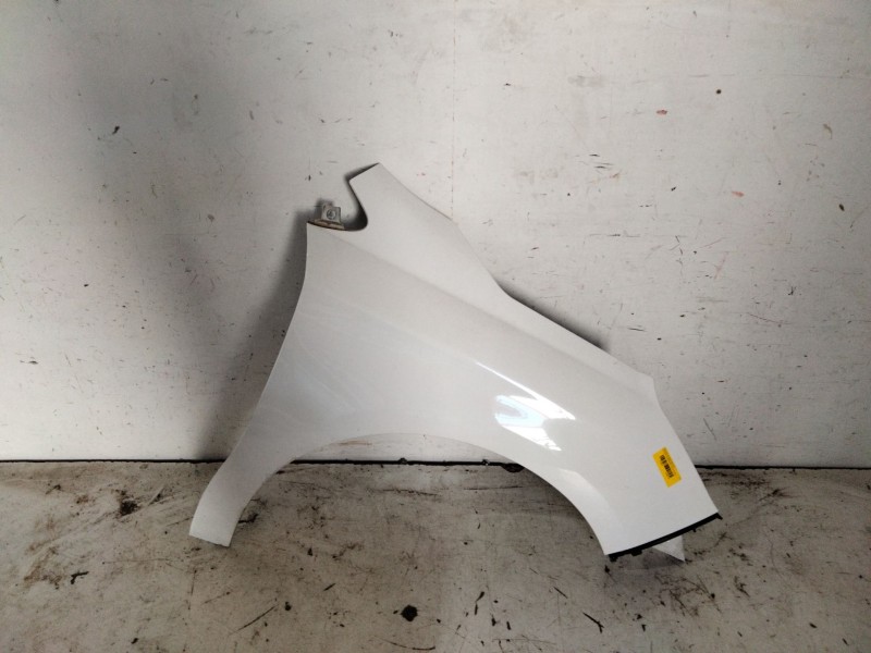 Recambio de aleta delantera derecha para citroën c4 aircross 1.6 hdi 115 referencia OEM IAM   