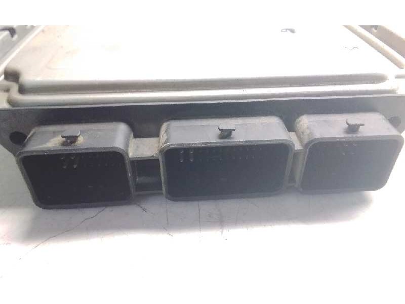 Recambio de centralita motor uce para renault megane ii berlina 5p dynamique referencia OEM IAM 0281011776 8200391966 