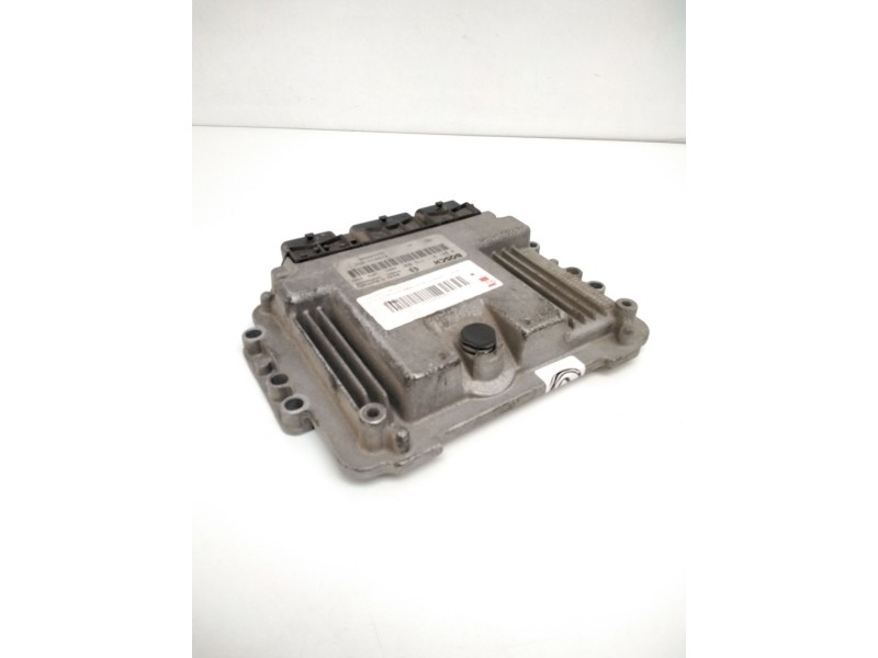 Recambio de centralita motor uce para renault megane ii berlina 5p dynamique referencia OEM IAM 0281011776 8200391966 