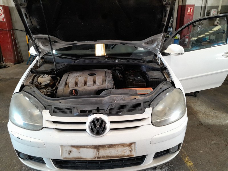 volkswagen golf v (1k1) del año 2004