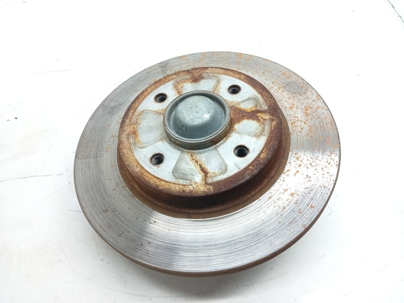 Recambio de buje trasero derecho para citroën c4 aircross 1.6 hdi 115 referencia OEM IAM   