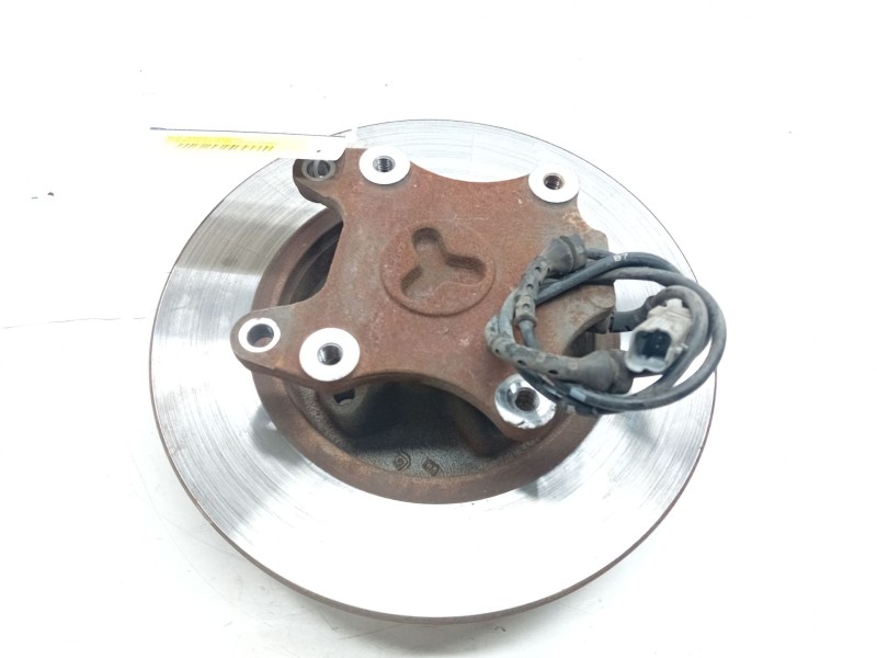 Recambio de buje trasero derecho para citroën c4 aircross 1.6 hdi 115 referencia OEM IAM   