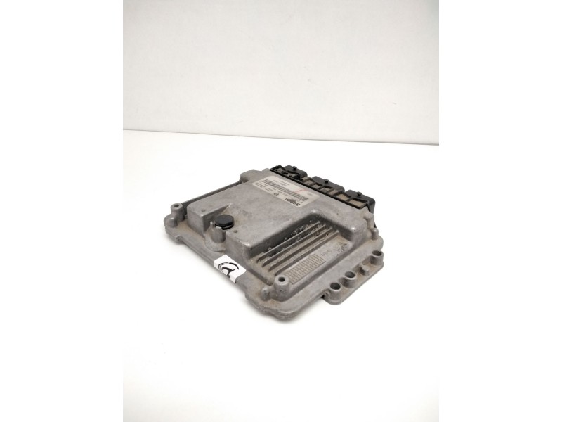 Recambio de centralita motor uce para renault laguna ii (bg0) privilege referencia OEM IAM 0281011969 8200311539 8200440204