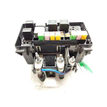 Recambio de caja fusibles para ford transit caja abierta ´06 2.4 tdci cat referencia OEM IAM 6C1114A067  