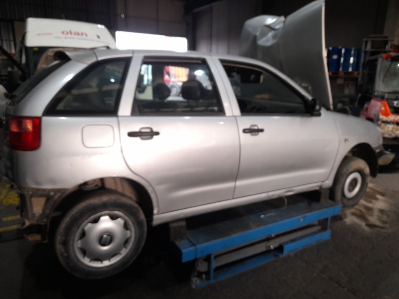 seat ibiza ii (6k1) del año 2001