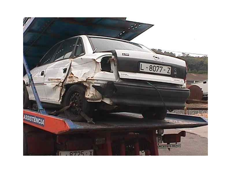 opel astra f berlina del año 1994