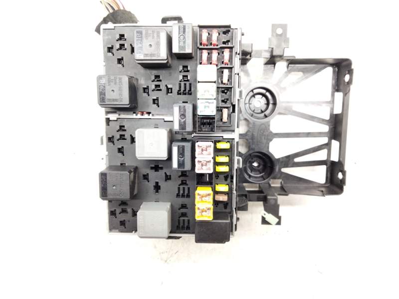 Recambio de caja fusibles para ford transit caja abierta ´06 2.4 tdci cat referencia OEM IAM   