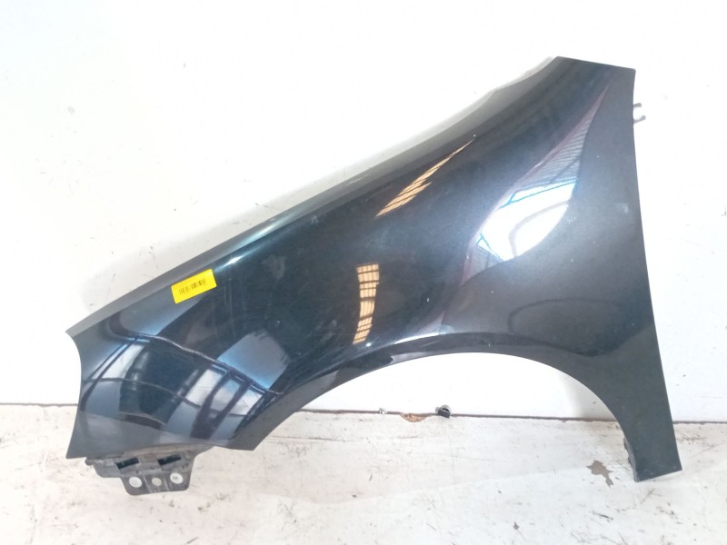 Recambio de aleta delantera izquierda para volkswagen golf v (1k1) 2.0 fsi referencia OEM IAM   