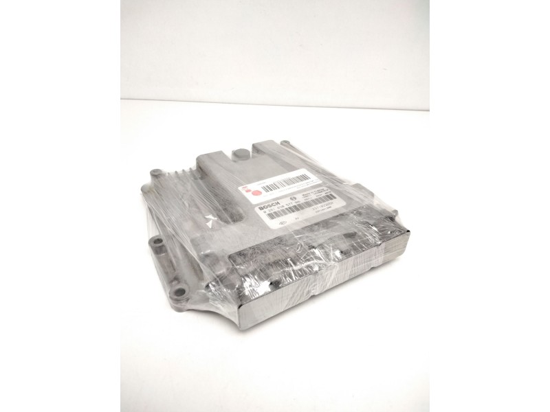 Recambio de centralita motor uce para opel movano b kasten/combi 2.3 cdti referencia OEM IAM 0 281 030 577 237102265R 237104134R