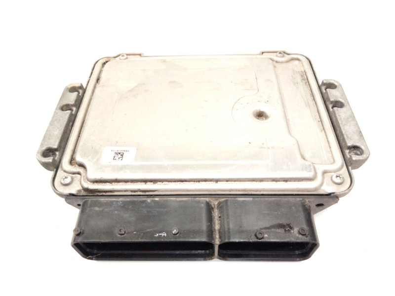 Recambio de centralita motor uce para alfa romeo giulietta (191) distinctive referencia OEM IAM 51915432 0281018703 