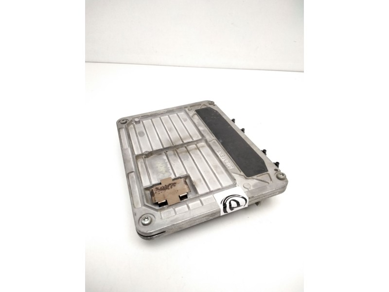 Recambio de centralita motor uce para volkswagen golf iv berlina (1j1) 25 aniversario referencia OEM IAM 06A906019BF 5WP485804 8