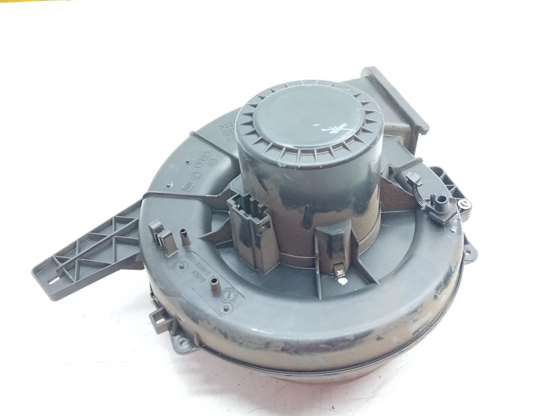 Recambio de motor calefaccion para seat ibiza iii (6l1) 1.9 tdi referencia OEM IAM 6Q1820015G  