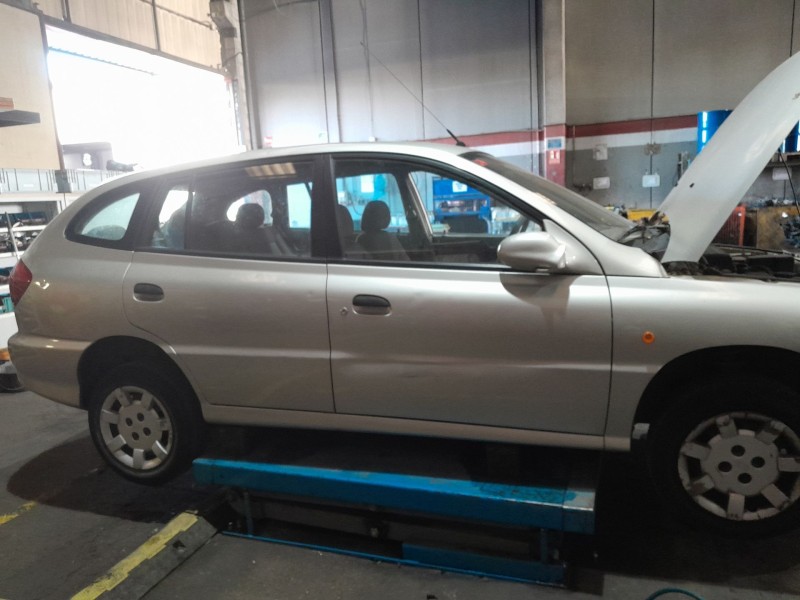 kia rio i hatchback (dc) del año 2002