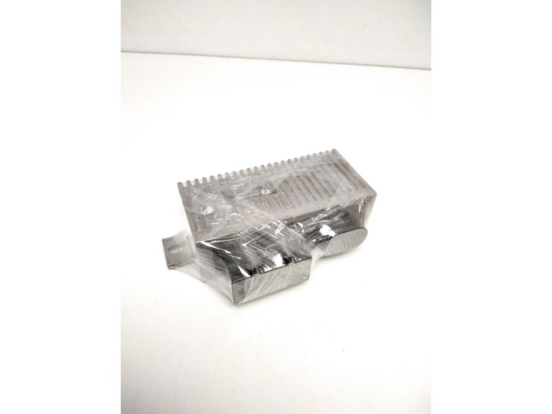 Recambio de centralita electroventiladores para renault kangoo (f/kc0) 1.9 diesel referencia OEM IAM 7700111525  