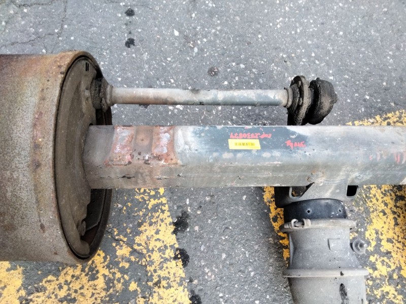 Recambio de eje remolque para lecitrailer sr-3e referencia OEM IAM   