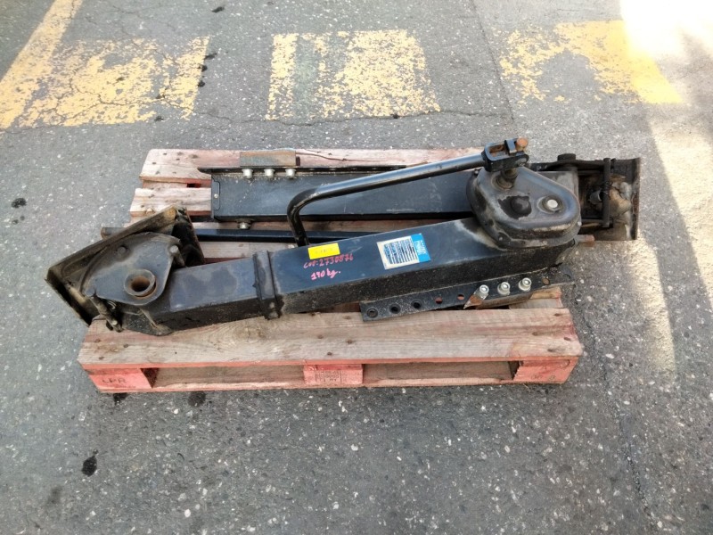 Recambio de pata semiremolque para lecitrailer sr-3e referencia OEM IAM S3888648120  