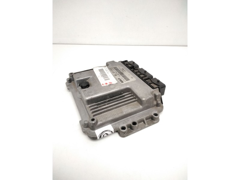 Recambio de centralita motor uce para renault scenic ii dynamique referencia OEM IAM 0281011776 8200391966 8200386508