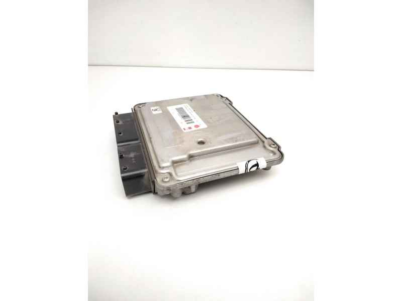 Recambio de centralita motor uce para volkswagen golf v berlina (1k1) igolf referencia OEM IAM 03G906021PL 0281044060 1039S21725