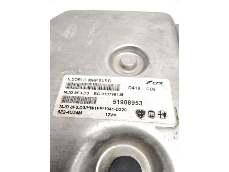 Recambio de centralita motor uce para opel combo d expression l1h1 referencia OEM IAM 51908953 9Z24U24M D419CD2