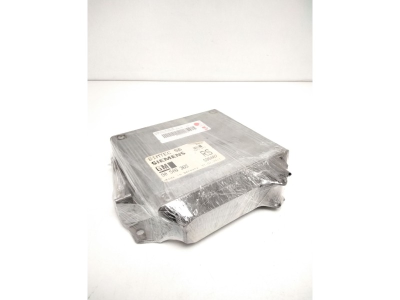 Recambio de centralita motor uce para opel vectra b berlina 1.8 16v cat referencia OEM IAM 5WK9073 90506365 S69007