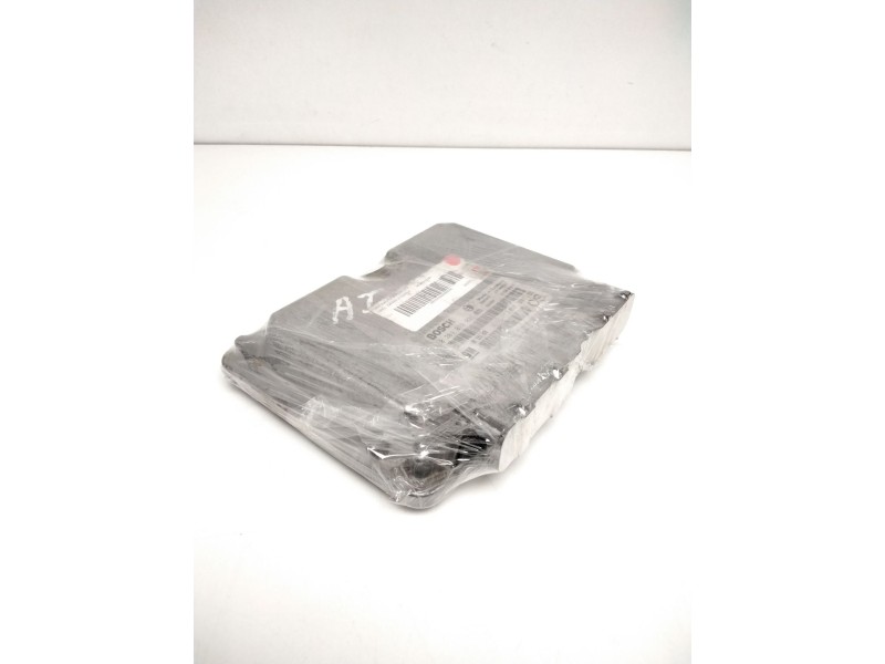 Recambio de centralita motor uce para opel zafira a comfort referencia OEM IAM 0281010021 09133269 11540315