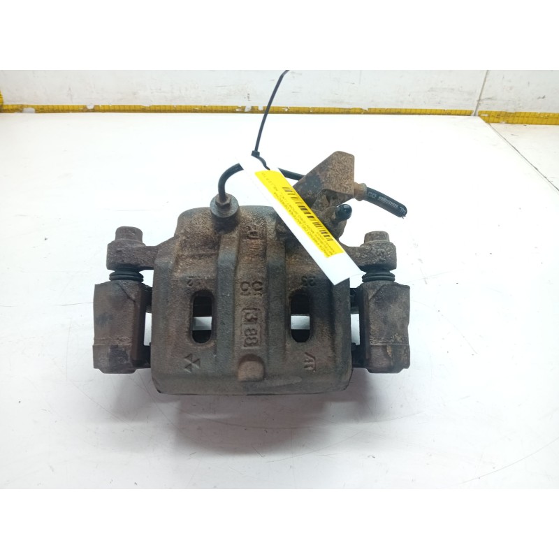 Recambio de pinza freno delantera derecha para mitsubishi montero sport i (k7_, k9_) 2.5 td (k94w) referencia OEM IAM   