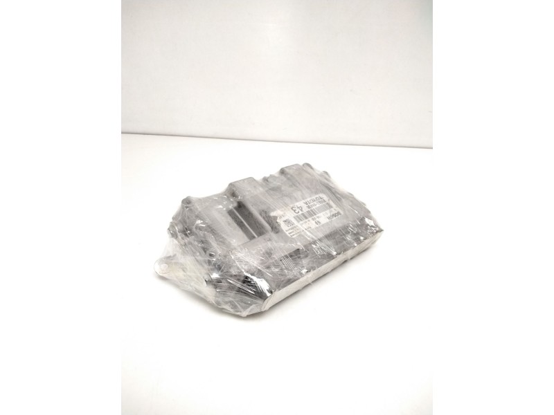 Recambio de centralita motor uce para citroën c1 live referencia OEM IAM 0261S12194 896610H430 1039S85479