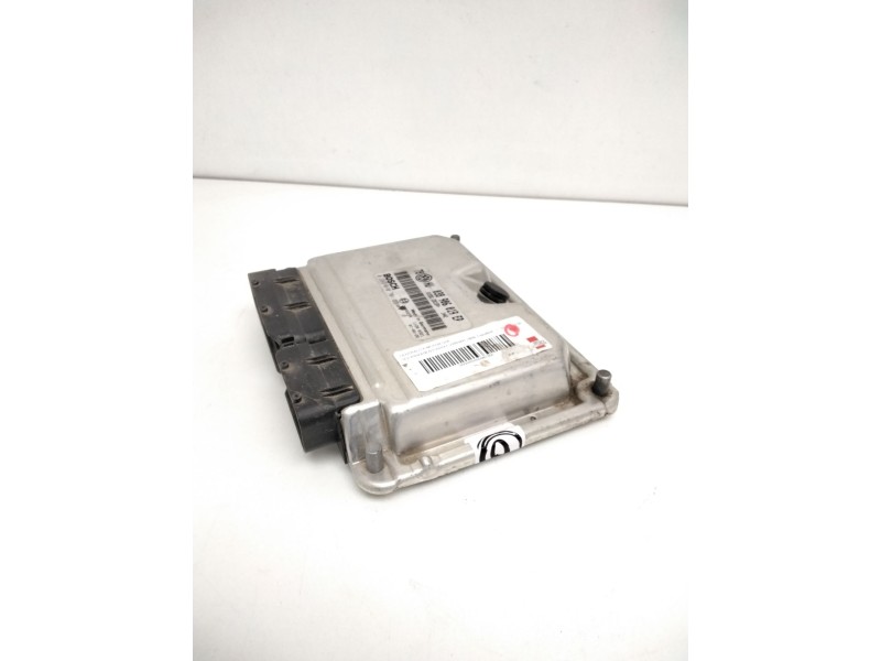 Recambio de centralita motor uce para volkswagen passat variant (3b6) trendline referencia OEM IAM 0281010701 038906019EP 112003