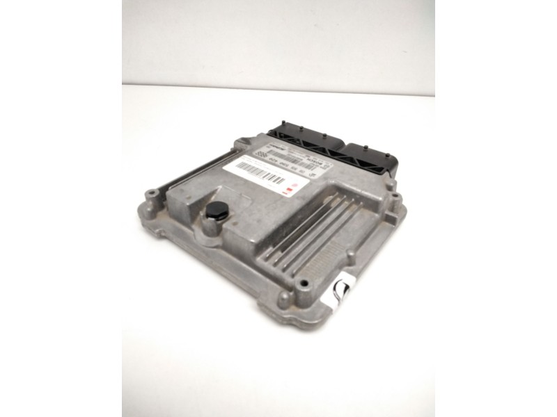 Recambio de centralita motor uce para opel astra j sports tourer 2.0 16v cdti referencia OEM IAM 55590420 0281019088 55579447