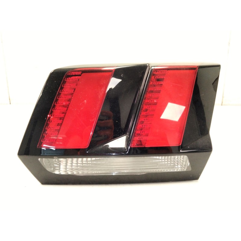 Recambio de piloto trasero derecho porton para peugeot 3008 ii suv (mc_, mr_, mj_, m4_) 1.5 bluehdi 130 referencia OEM IAM 98104