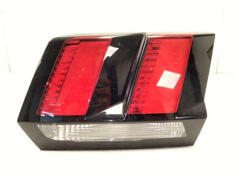 Recambio de piloto trasero derecho porton para peugeot 3008 ii suv (mc_, mr_, mj_, m4_) 1.5 bluehdi 130 referencia OEM IAM 98104