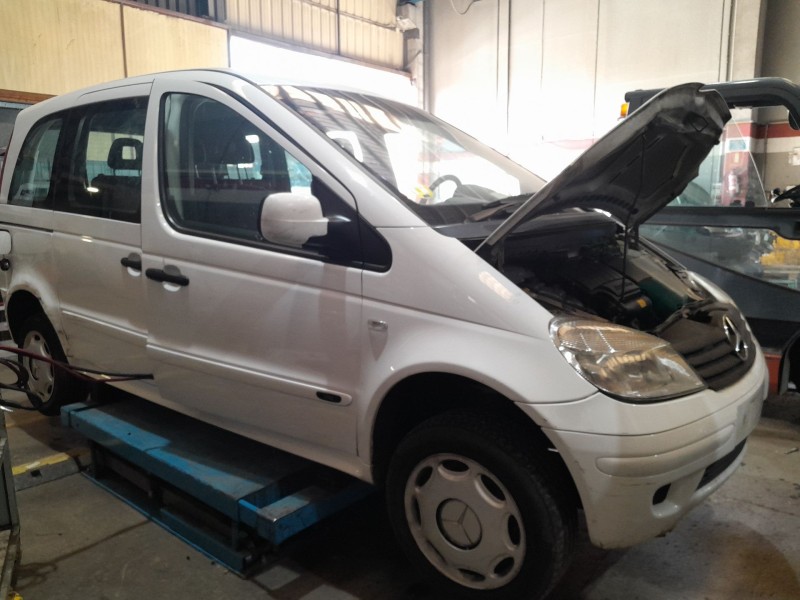 mercedes-benz vaneo (414) del año 2002