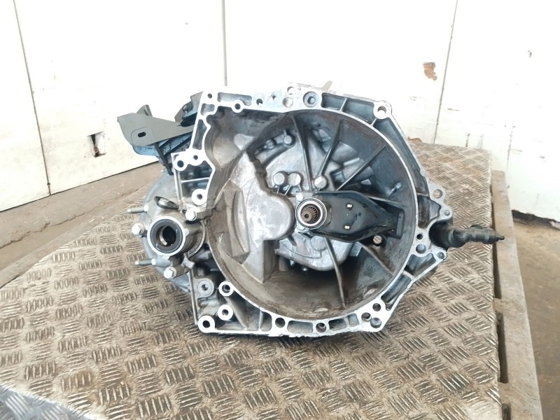 Recambio de caja cambios para citroën c4 picasso i monospace (ud_) 1.6 hdi 110 referencia OEM IAM 20DP33  