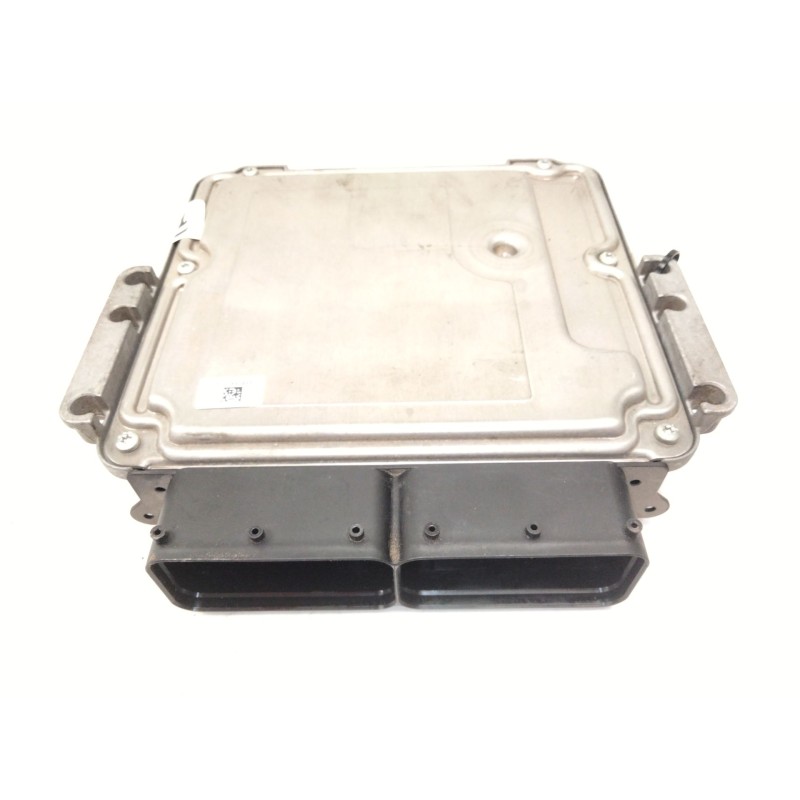 Recambio de centralita motor uce para hyundai i30 (pde, pd, pden) 1.6 crdi referencia OEM IAM   