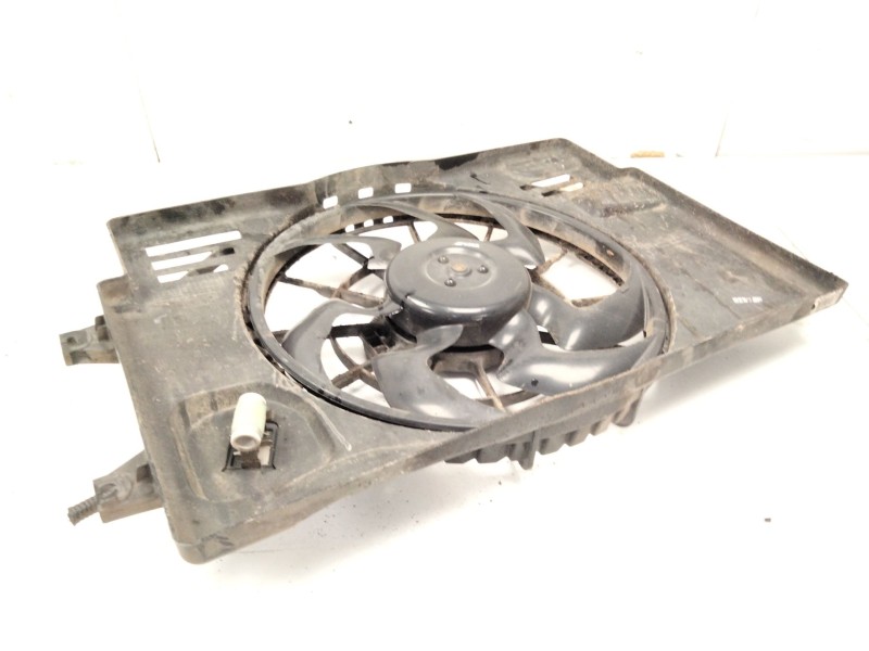 Recambio de electroventilador para hyundai i30 (pde, pd, pden) 1.6 crdi referencia OEM IAM 26304F2290  