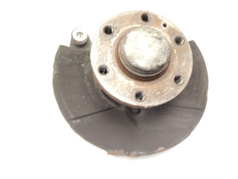 Recambio de mangueta delantera izquierda para iveco daily v furgoneta 29s13, 29l13, 35c13, 35s13, 40c13, 40s13 referencia OEM IA