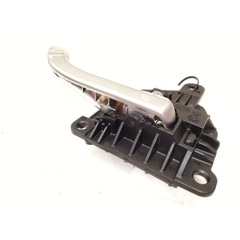 Recambio de maneta interior trasera derecha para hyundai i30 (pde, pd, pden) 1.6 crdi referencia OEM IAM 82623G4000  