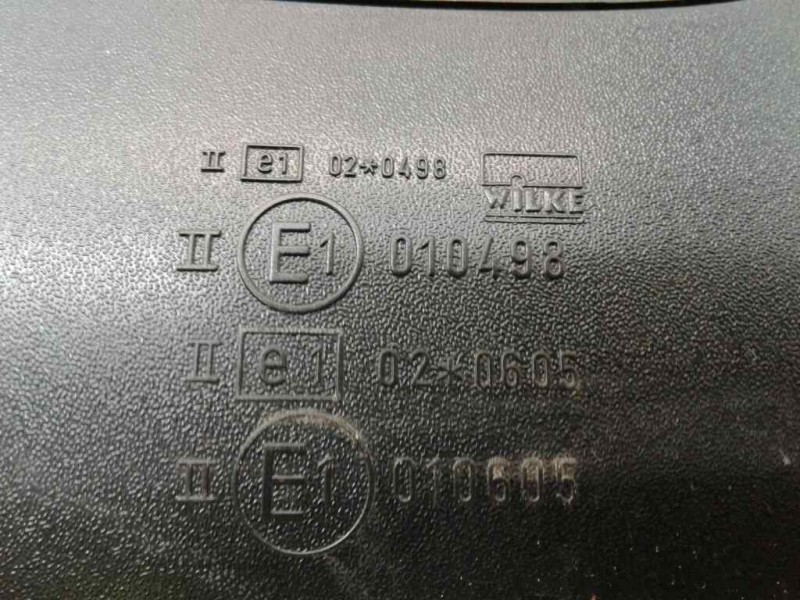 Recambio de retrovisor derecho para mercedes-benz vario (tw2) bm 668 / 670 referencia OEM IAM 010498 010605 020605