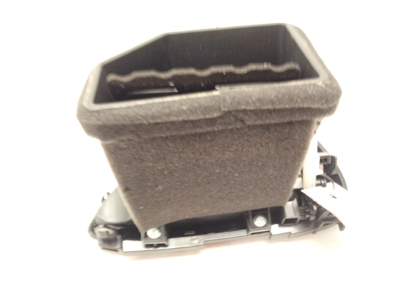 Recambio de aireador izquierdo para hyundai i30 (pde, pd, pden) 1.6 crdi referencia OEM IAM   