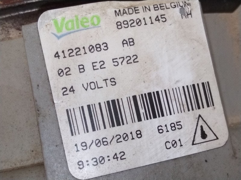 Recambio de faro antiniebla derecho para iveco stralis (as) referencia OEM IAM 41221083  