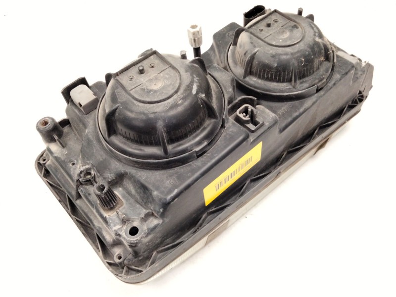 Recambio de faro izquierdo para iveco stralis (as) referencia OEM IAM 89201211  