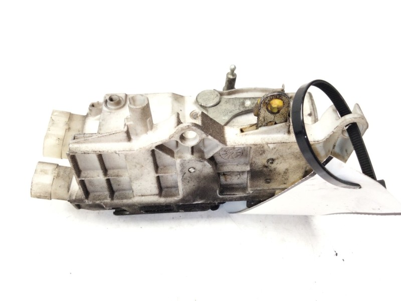 Recambio de cerradura puerta delantera derecha para iveco stralis (as) referencia OEM IAM 504096682  