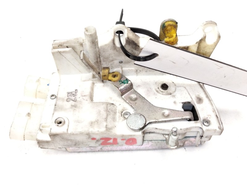 Recambio de cerradura puerta delantera izquierda para iveco stralis (as) referencia OEM IAM 98416424  