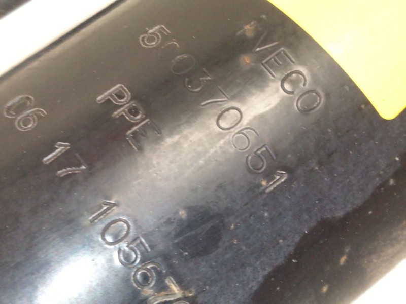 Recambio de pistón abatimiento cabina para iveco stralis (as) referencia OEM IAM 500370651  