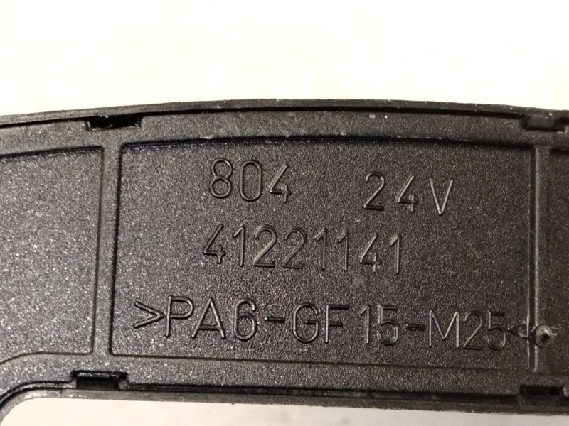 Recambio de centralita luces para iveco stralis (as) referencia OEM IAM 41221141  