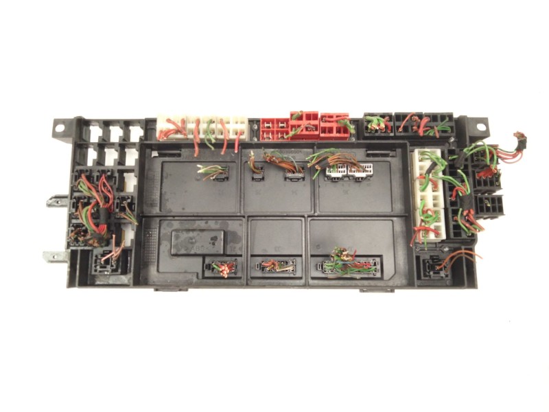 Recambio de caja fusibles para iveco stralis (as) referencia OEM IAM 41221000  